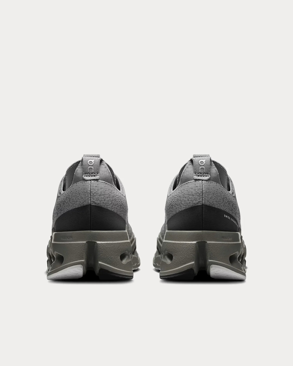 ON Cloudsurfer Max Alloy Asphalt